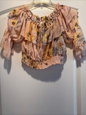 Cropped top off shoulder blouse XS-S Like New